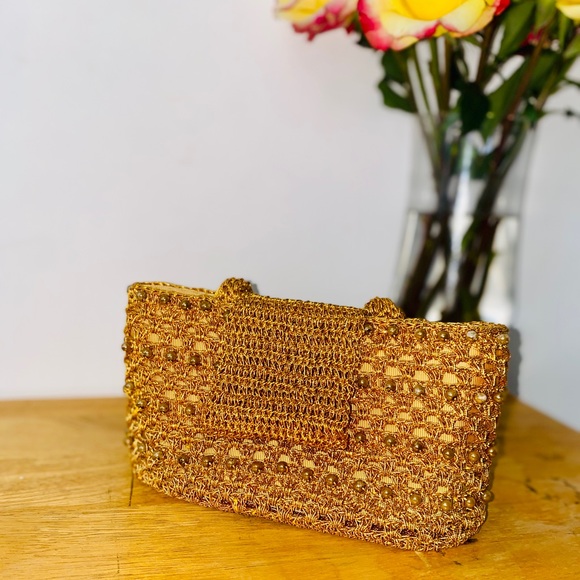 Vintage Woven Beaded Handbag in Yellow-Gold / Cute Accessory - Picture 3 of 6